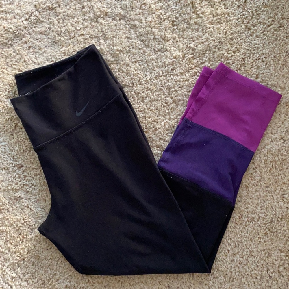 Black Nike Leggings with Purple Ombré Detail